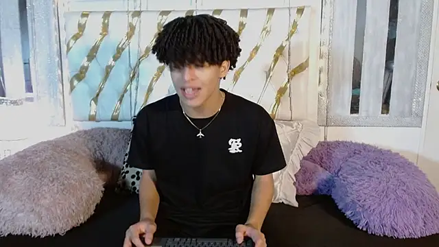 ian smith  online show from February 20, 11:34 am