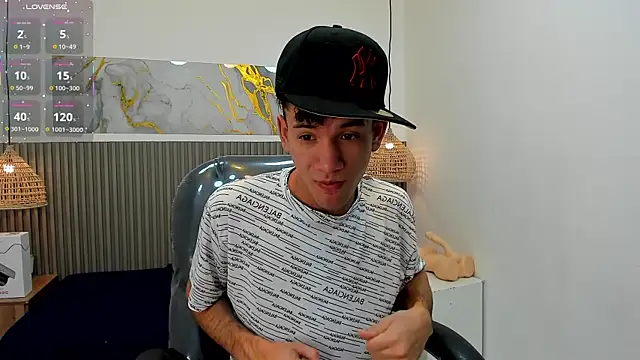 JDWhite18 online show from July 14, 7:12 am