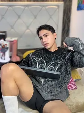 Samu Hott online show from February 16, 8:29 pm