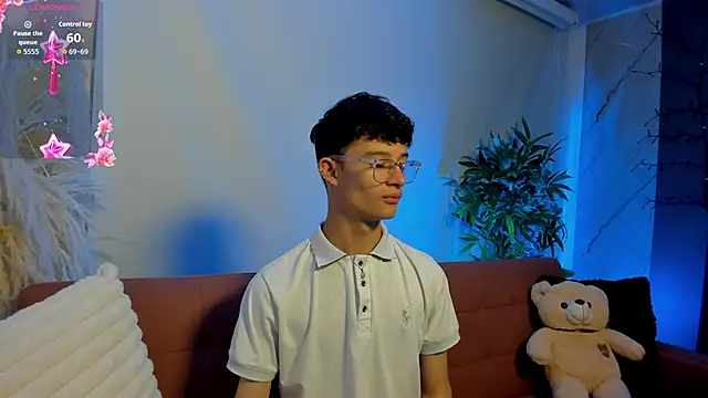 Patrick Howland  online show from March 9, 3:44 am