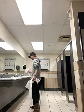 Horus1922 online show from February 24, 5:57 pm