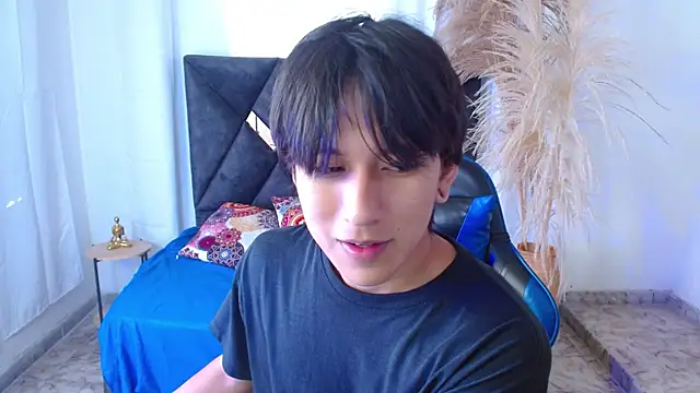 nikoo 18 online show from March 13, 2:13 pm