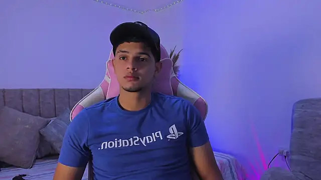 Adrian Prime  online show from July 9, 7:17 pm