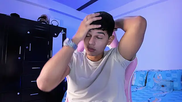 Adrian Prime  online show from February 25, 7:59 pm