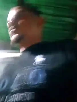 polla large active online show from April 12, 10:11 pm