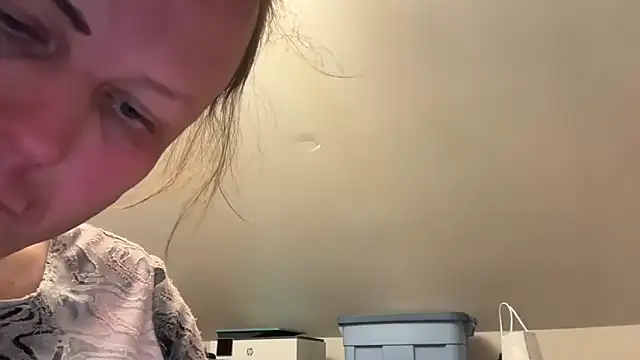 RaeganV online show from February 26, 7:10 am