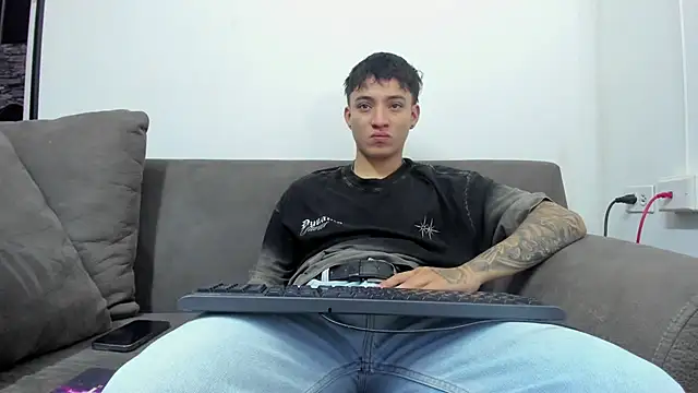 Wesleey-Boy online show from March 14, 7:54 pm