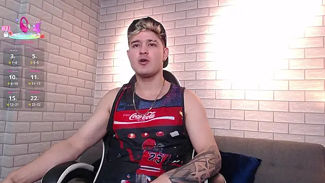 rayan linxx online show from February 9, 9:08 pm