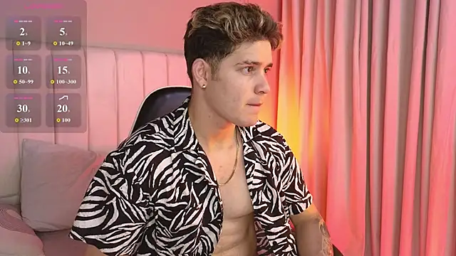 rayan linxx online show from February 20, 7:48 pm