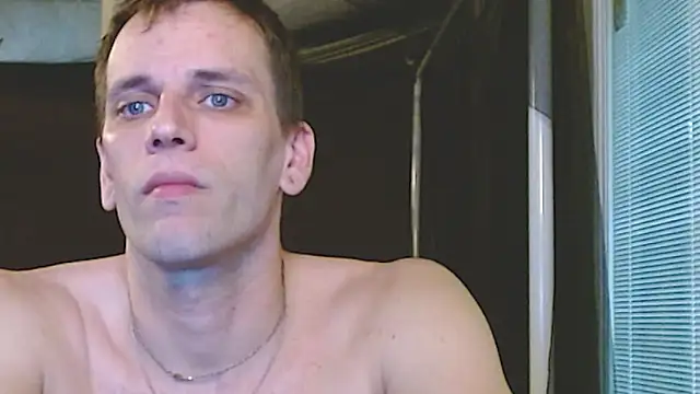 cguffey2284 online show from March 26, 10:14 pm