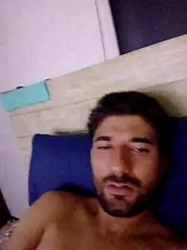 Camilo696903 online show from June 19, 1:11 am