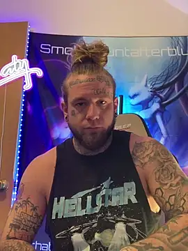 Smokebluntafterblunt online show from March 22, 2:11 pm