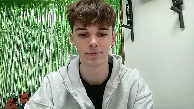 YourMilkyGuy online show from February 19, 2:24 pm