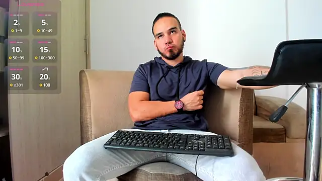 Snapshot of jhustin_marcius chatting on December 20, 9:17 pm jhustin marcius online show from December 20, 9:17 pm