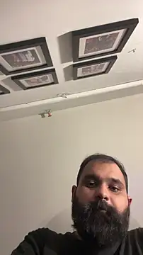 beerboy2222 online show from April 25, 7:00 pm