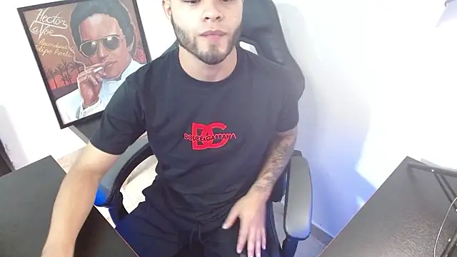 Xanderstone00 online show from February 12, 8:48 pm