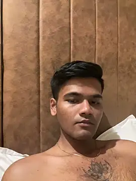 Dazzling dude online show from April 3, 8:27 pm