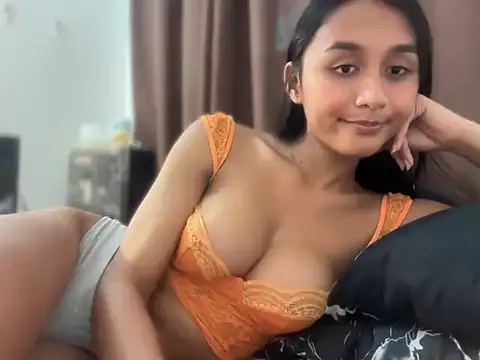 Ur ts morenaxx online show from June 26, 5:21 am
