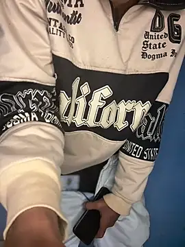 mondacuo3000 online show from April 1, 5:21 pm