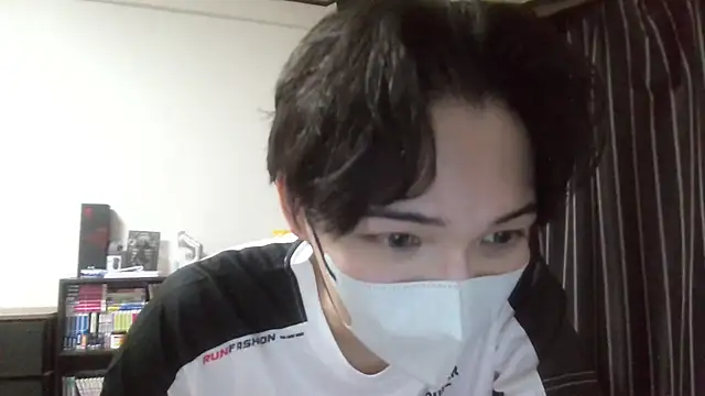 raitokun5555 online show from March 28, 12:16 pm