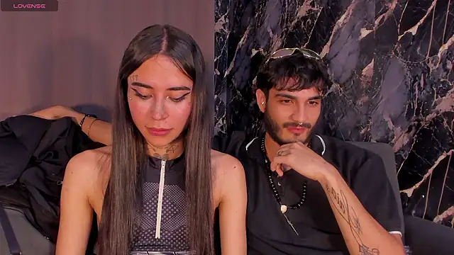 LovexJuxn8 online show from March 19, 7:00 am