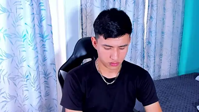 NicolasTorrez online show from February 11, 9:31 pm