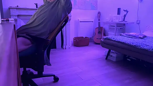 irohsako online show from April 19, 10:23 pm