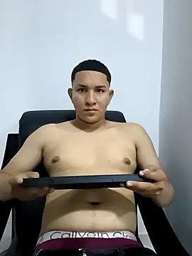 Johan bezoss online show from April 25, 4:04 am