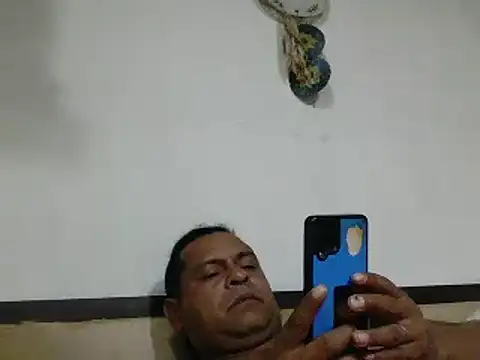 DesexedCooler online show from April 23, 12:48 am