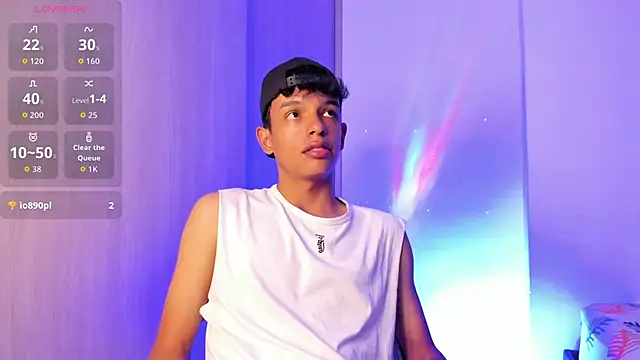 Maxfrost1 online show from March 23, 3:01 am