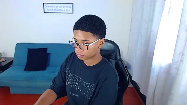 liiam3 online show from March 9, 8:58 pm