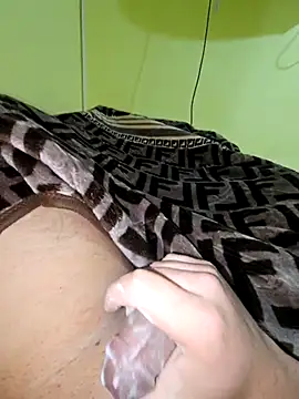 medelelel online show from March 18, 11:41 pm