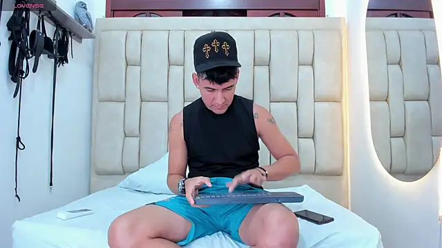 STEVEN OS online show from March 21, 9:14 am