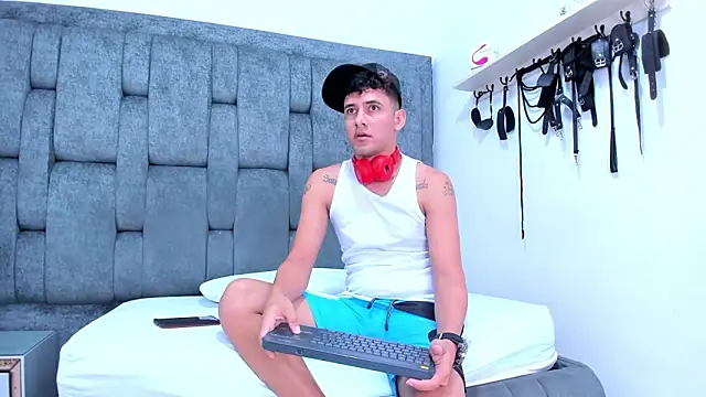 STEVEN OS online show from February 26, 3:41 am