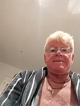 olivbisoumis online show from April 3, 4:31 am