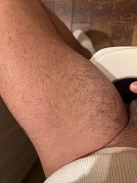 giulioO00 online show from March 4, 8:38 pm