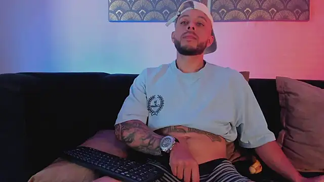 Daniel kingx online show from March 19, 2:31 pm