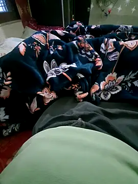 iambesting online show from February 21, 12:28 pm