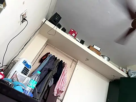 neekosam12 online show from March 3, 11:50 am