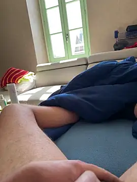 foudesexe23 online show from March 20, 12:42 pm