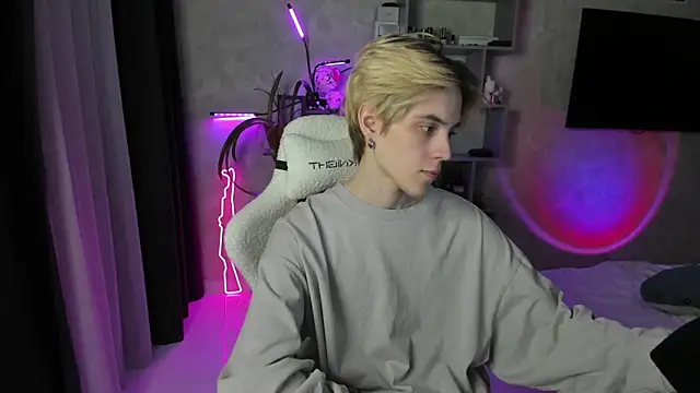 Jesse Miller online show from March 11, 4:36 pm