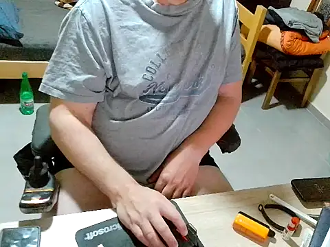 pozitiva000 online show from April 14, 9:25 pm