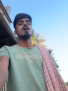 parth73637 online show from February 26, 2:24 am