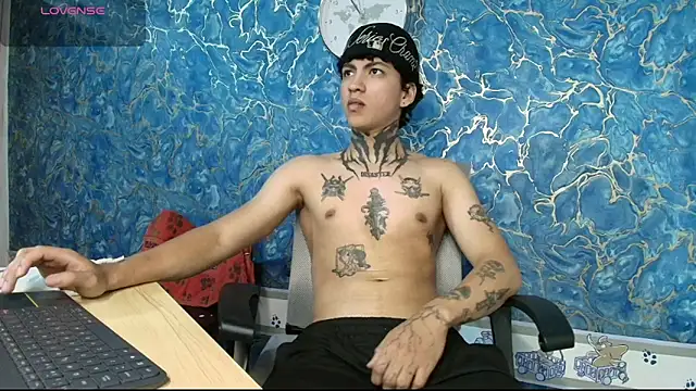 Tessarion Black online show from March 2, 4:01 am