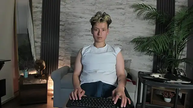 RedHood 1 online show from March 27, 5:22 am