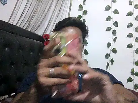 Hunkytop online show from May 2, 7:49 pm
