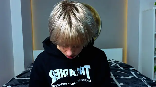 Mark Shoyer2 online show from February 27, 1:40 am