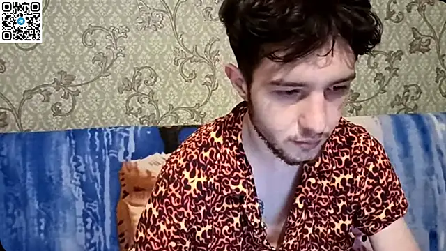  ZaneX online show from June 24, 7:06 pm