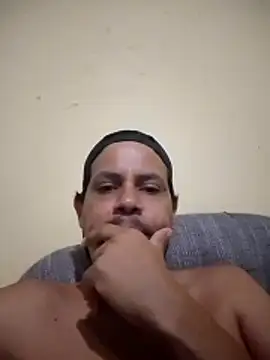 1clemens online show from April 6, 3:47 am