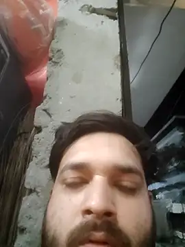 areee214 online show from April 21, 5:30 pm